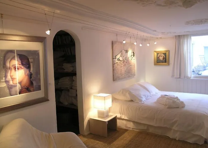 Singel 100 Oda ve Kahvaltı Amsterdam