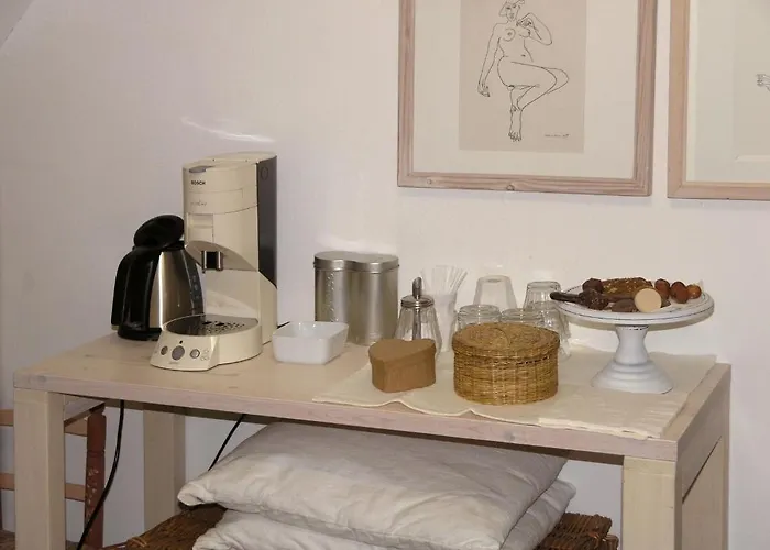 ベッド・アンド・ブレックファスト B＆b シンゲル 100